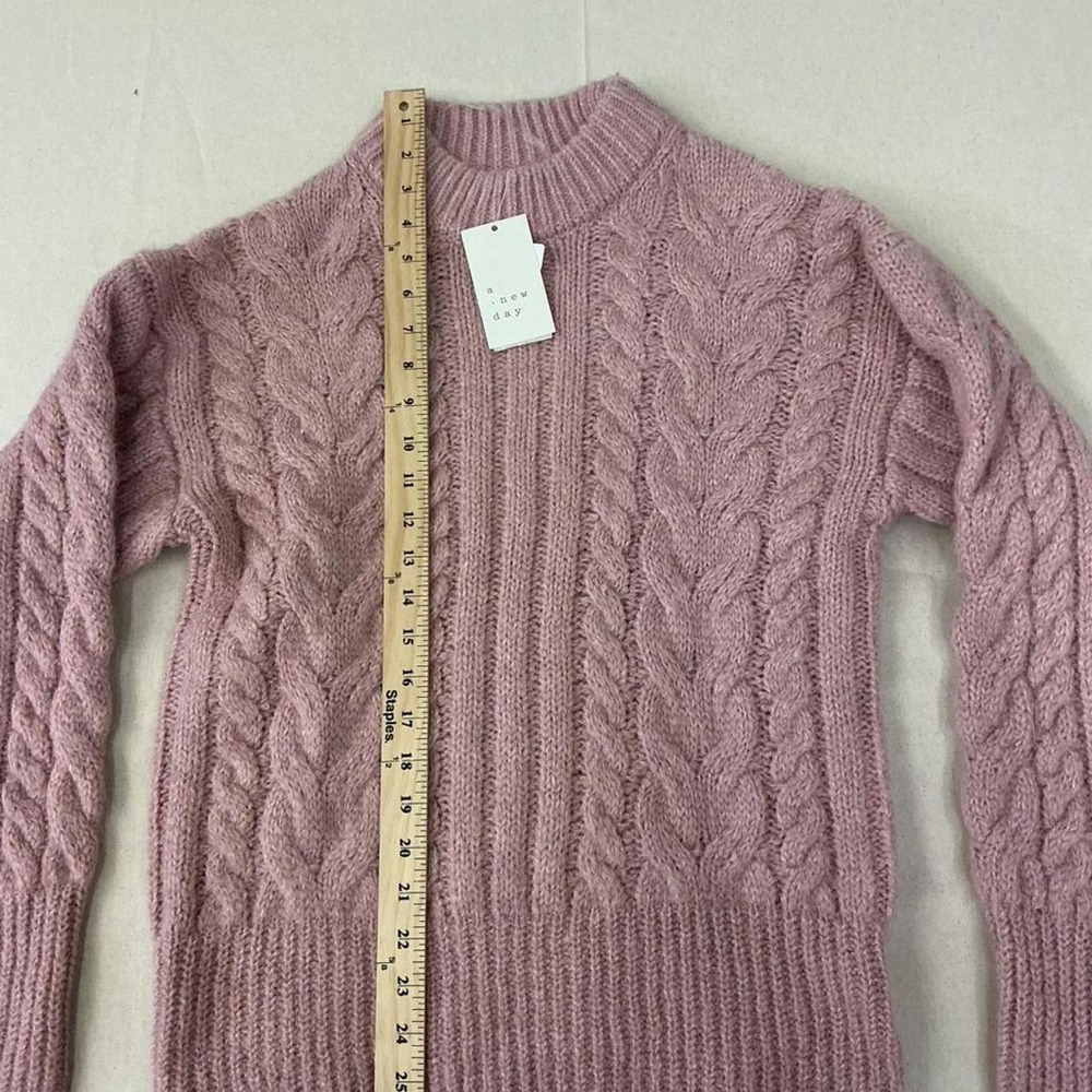 A New Day pink cable knit sweater 💗‎